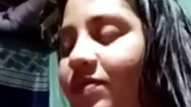 Chubby village aunty shows nude figure on video call