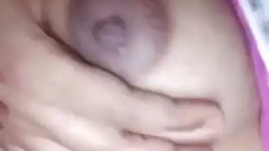 Cute girlfriend selfie boobs show to boyfriend