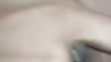 Desi Horny Girl pussy Fingering With Moaning