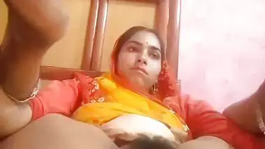 Marathi bhabhi pussy with dense hair like forest