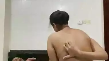 Chubby Bangladeshi couple sex MMS