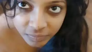 Mallu girlfriend boob show with blowjob to lover