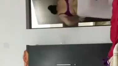 Naked mom after bath dress change caught viral MMS