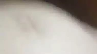 Man fucks a milky tribal girl’s pussy in Pakistani porn