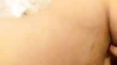 Lady gives an Indian blowjob to her lover in bed