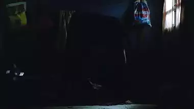 Actress Radhika Apte sex viral scene in sister midnight