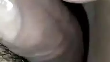 Desi wife sucking cock