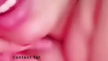 Cam girl in saree goes live to show huge boobs