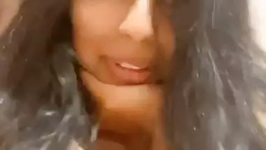Skinny girlfriend blowjob to boyfriend wearing cap