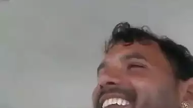 Rural desi lady kissed and boobs sucked in car