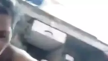 Selfie sex video of lonely Tamil aunty with mama