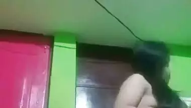 Desi nude Assamese girl shows her big boobs and pussy