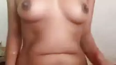 Desi girl discloses her XXX body and takes different sex poses