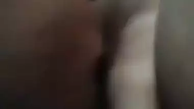 Pervert records his desi sex video with his friend’s wife