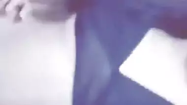 Desi cute gf fingering