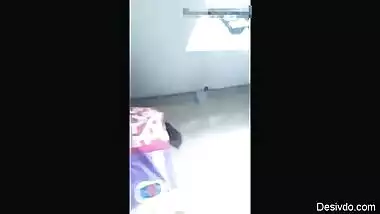 Unsatisfied Tamil Chennai housewife fucked by Auto Driver