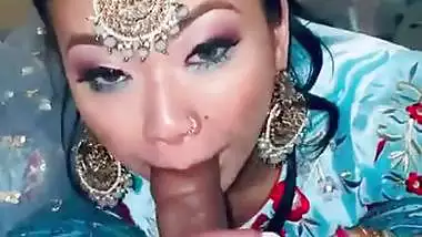 Kathmandu lady gives a Nepali blowjob to her Indian husband
