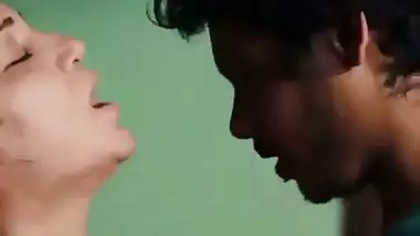 Guy enjoys desi aunty sex with his horny aunt