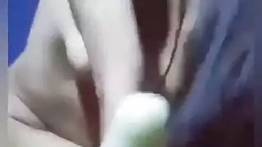 Bangladeshi Chittagong girl masturbating using cucumber