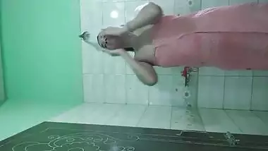 Indian girl after bath nude show for boyfriend