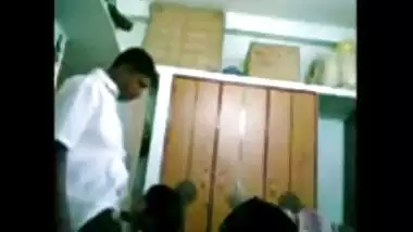 Young Hyderabad couple’s home sex leaked mms