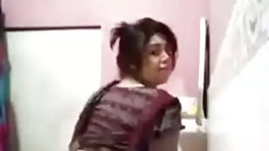 Horny Patna Girlfriend Shows Pussy & Ass To Tease Lover