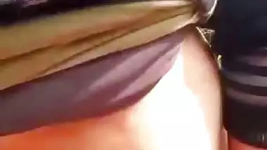 Man fucks shaved pussy in desi outdoor xxx MMS