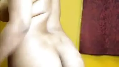 Natasha bhabhi private cam chat and viral nude bath