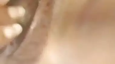 Cute Indian XXX teen showing her sweet boobs and pussy on cam