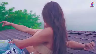 Balloons Hindi Unrated HDRip – Exchange (S01E01)